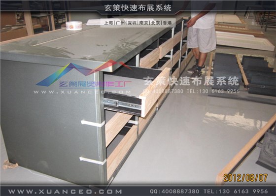 專賣店衣櫥展示柜制作 專賣店衣櫥展示柜制作