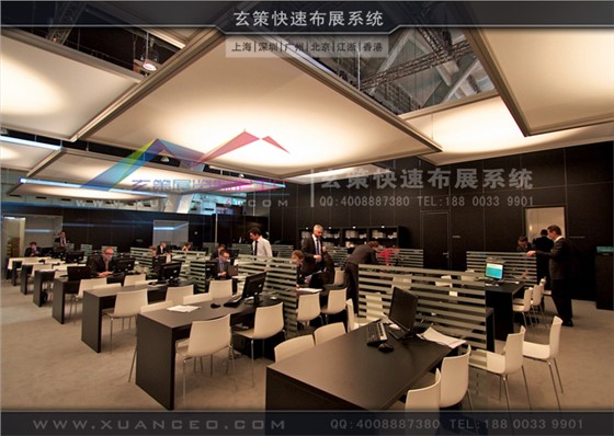 奔馳展臺接待區(qū)使用模塊展臺組件 奔馳展臺接待區(qū)使用模塊展臺組件