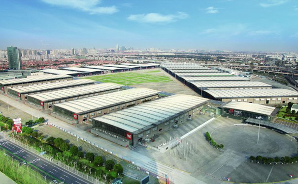 上海新國(guó)際博覽中心 上海新國(guó)際博覽中心